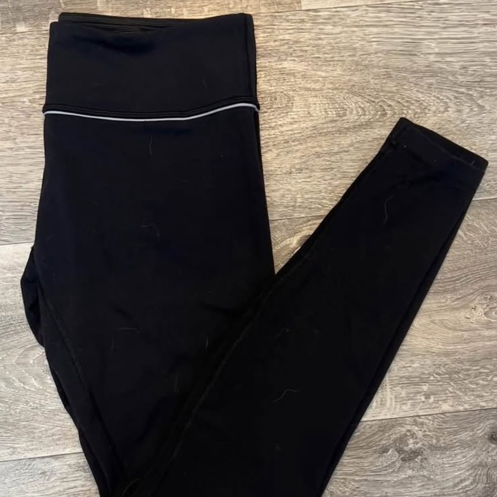 Lululemon Wunder Under size 10